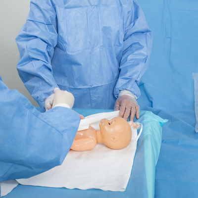 La consegna eliminabile dell'ospedale ha messo l'universale sterile del pacchetto della chirurgia copre Kit Cesarean Section