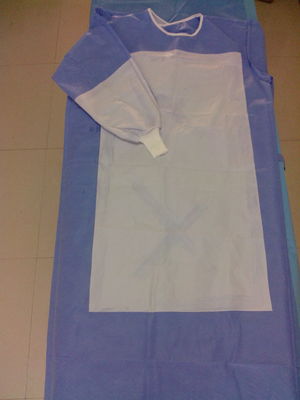Pack sterile monouso non tessuto per intervento chirurgico cesareo/ Pack per intervento chirurgico cesareo